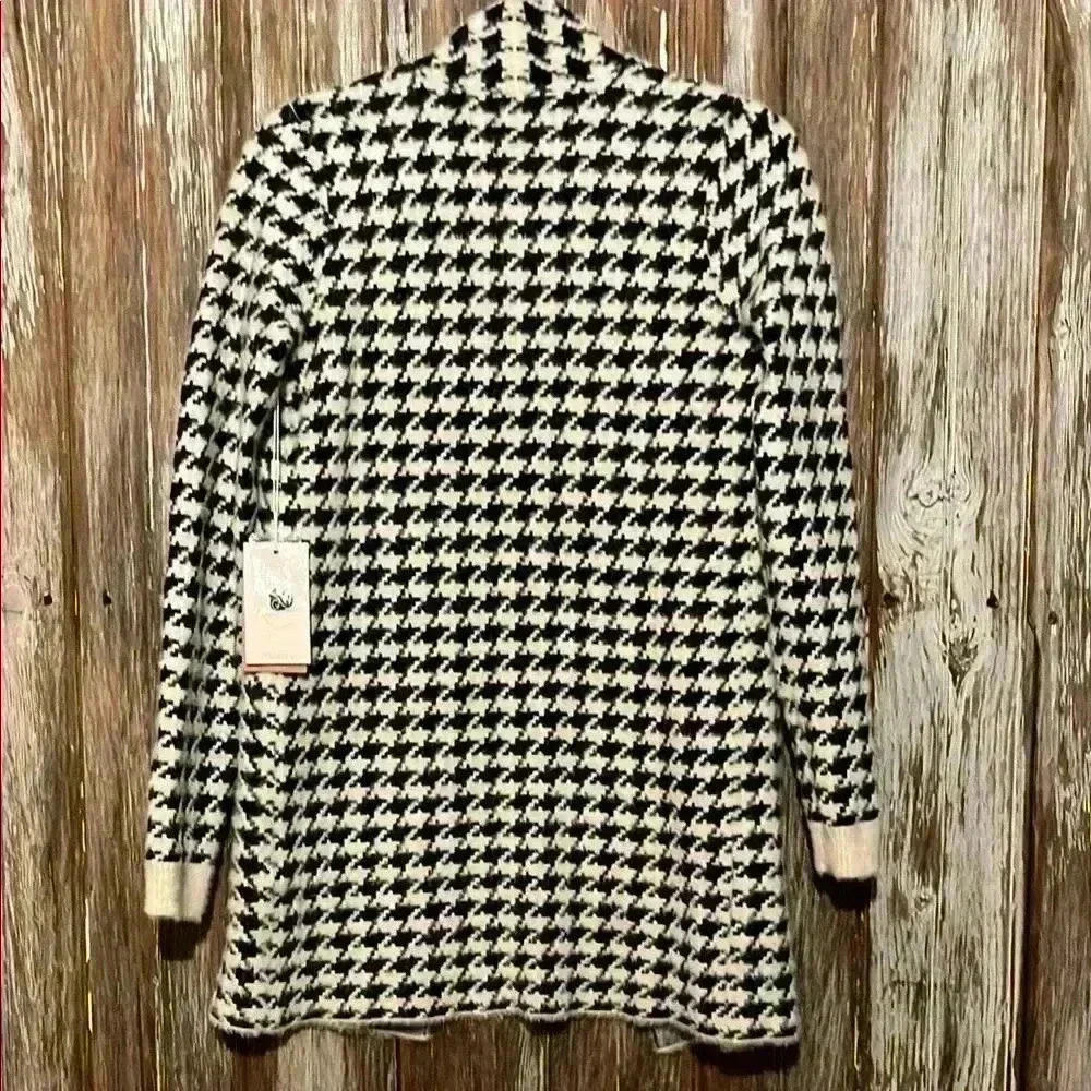 Cyrus Black and White Houndstooth Women's Jacket - Picture 3 of 5